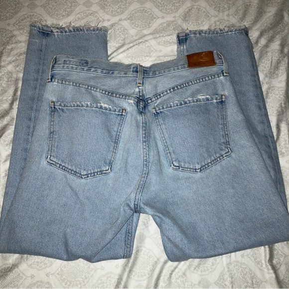 COH - Charlotte Crop - 29 - Picture 2 of 16